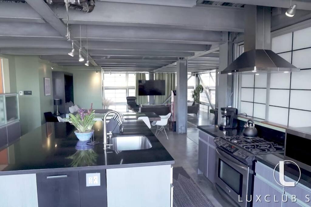 Villa Venice Beach The Steel Rose Compound Los Ángeles
